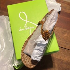 Sam Edelman Gold Tan Sandals with Thong Design